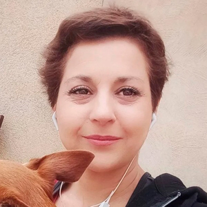 María